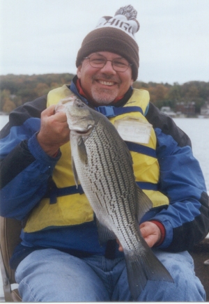 George's 4 1/2 lb hybrid striper 